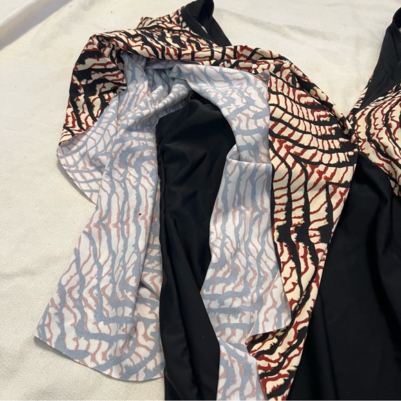 NWT flutter sleeve low V neck swim one piece - Picture 13 of 14